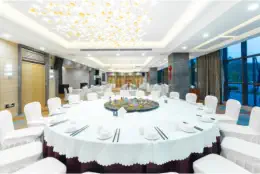 Dinosaur-Valley-Hot-Spring-Hotel