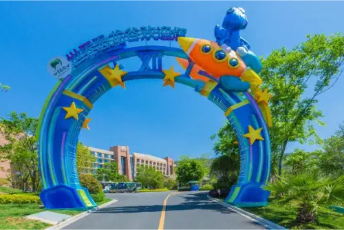 Dinosaur-Valley-Hot-Spring-Hotel