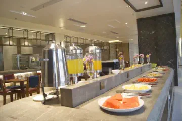 Dinosaur-Valley-Hot-Spring-Hotel