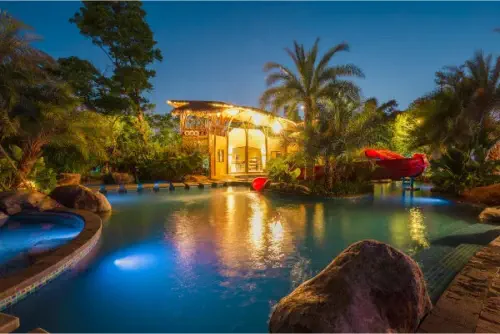 Dinosaur-Valley-Hot-Spring-Hotel