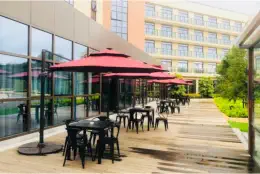 Dinosaur-Valley-Hot-Spring-Hotel