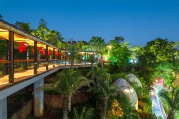 Dinosaur-Valley-Hot-Spring-Hotel