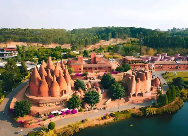 Dongfeng Charm Art Town